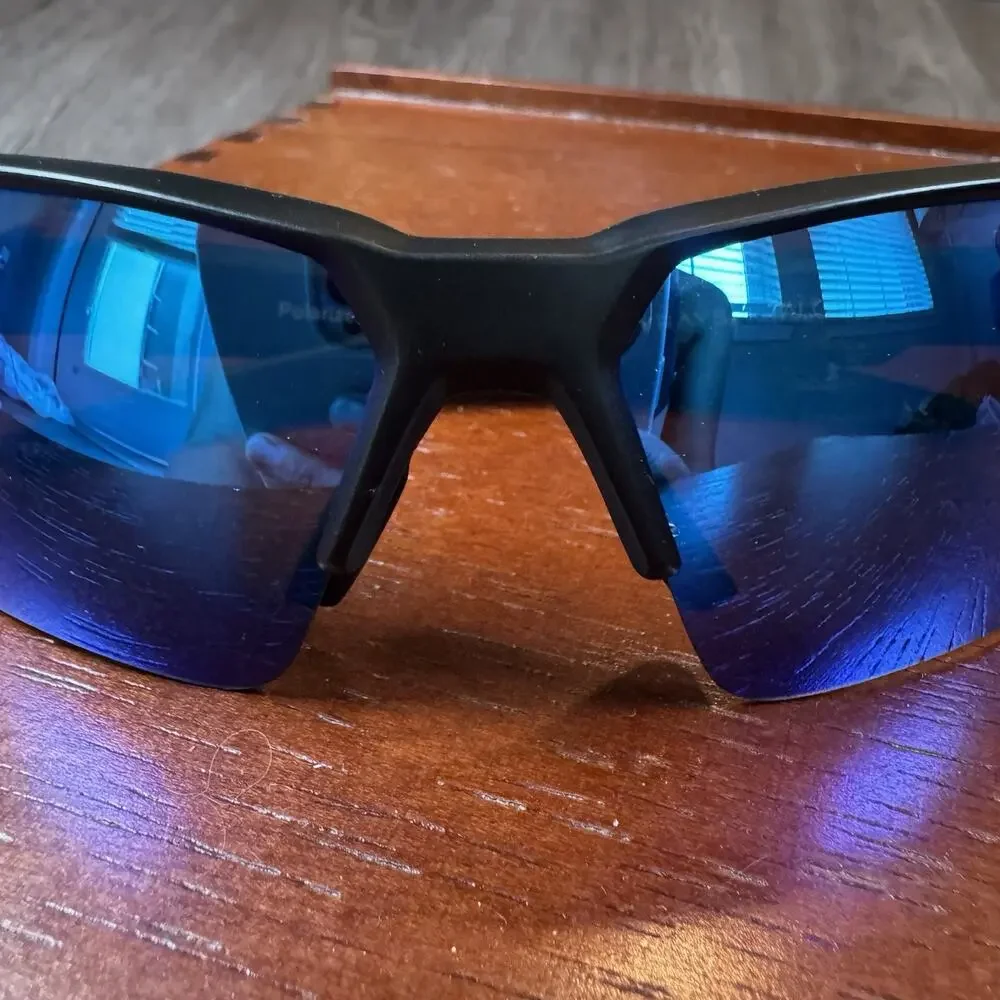 Shady Rays good used